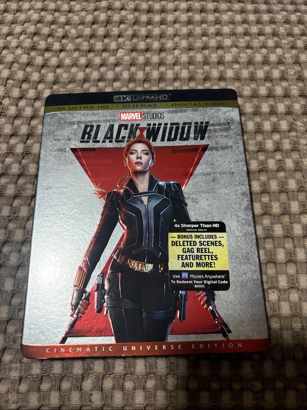 Marvel Black Widow 4K Steelbook - Black & Red